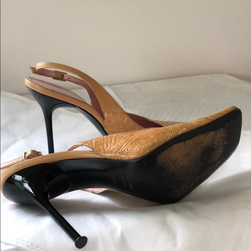 Shoes - Picture 4 of 4